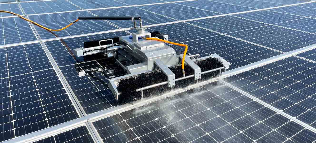 태양광 패널 청소 로봇